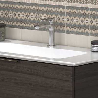 Смеситель для раковины OLE однорычажный без донного клапана 3/8, хром глянец Смеситель для раковины OLE однорычажный без донного клапана 3/8, хром глянец