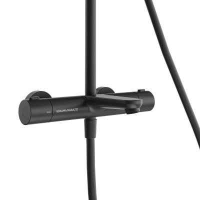 Душевая колонна FONTE на 3 потока с фиксированным изливом и термостатическим смесителем, черный матовый