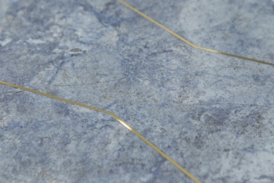 Декор Эвора синий светлый глянцевый обрезной 30x89,5x0,9